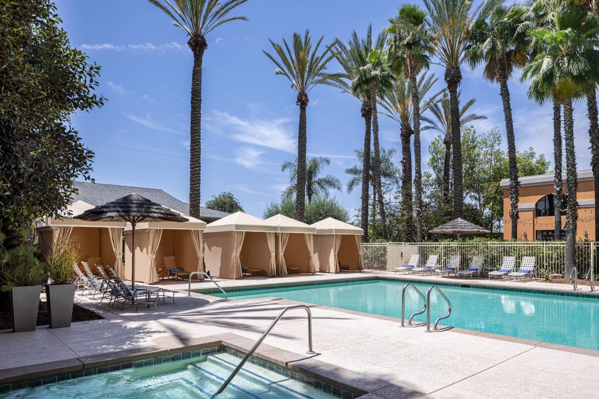 Delta Hotels By Marriott Anaheim Garden Grove Dış mekan fotoğraf
